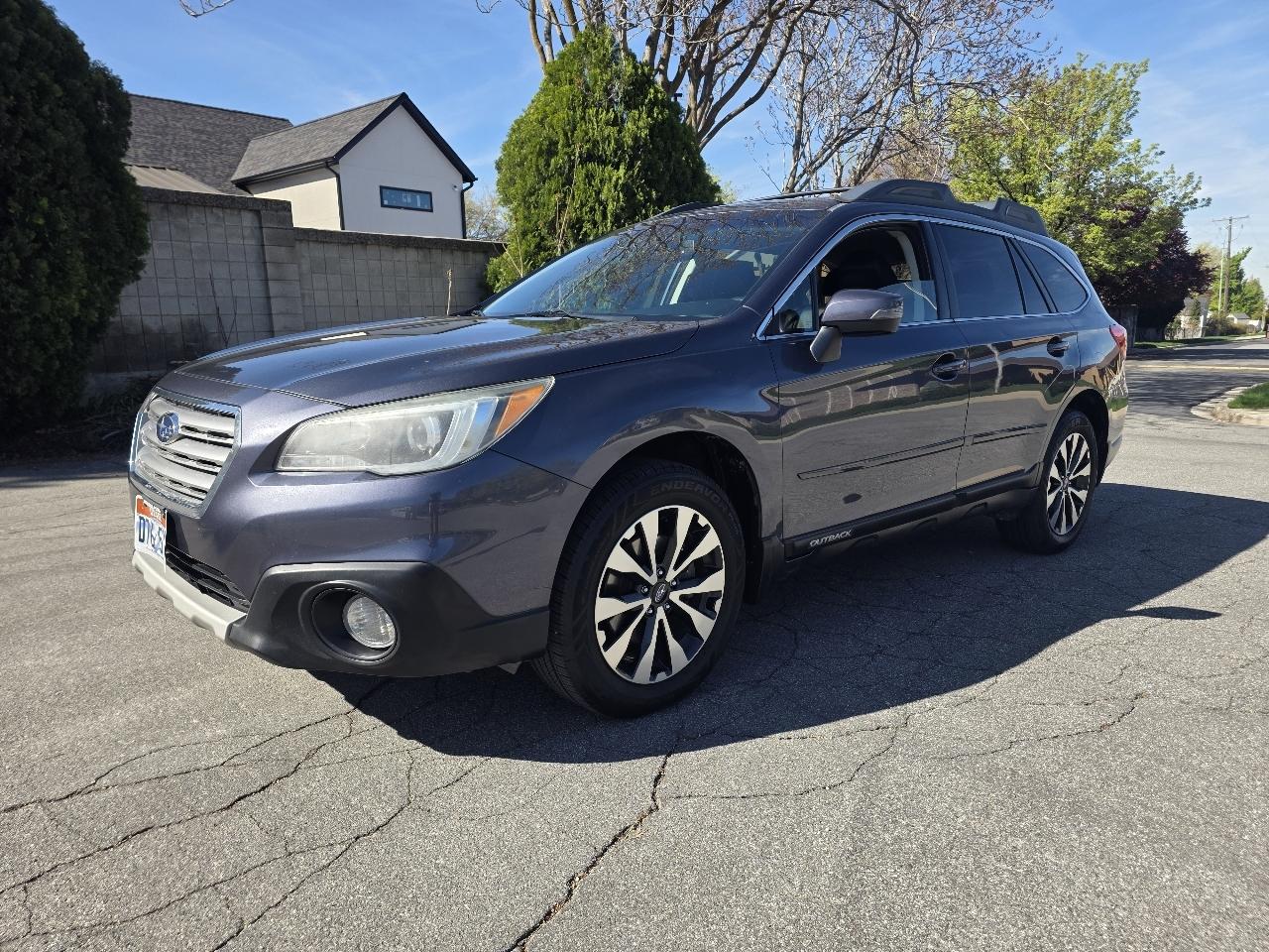 Subaru Outback 4dr Wgn 2.5i Limited 2015