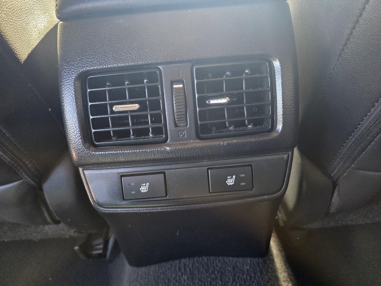 Subaru Outback 4dr Wgn 2.5i Limited 2015