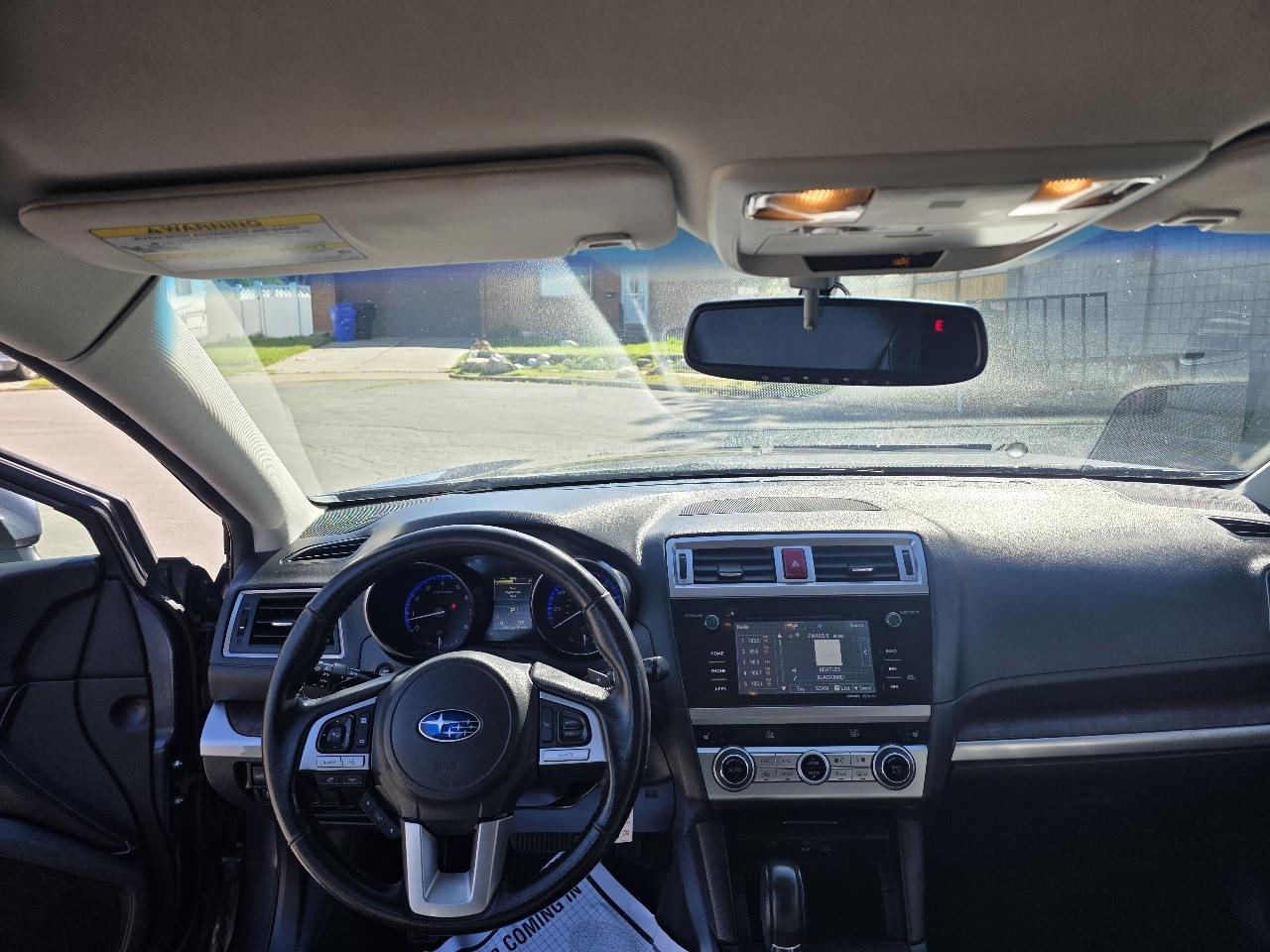 Subaru Outback 4dr Wgn 2.5i Limited 2015