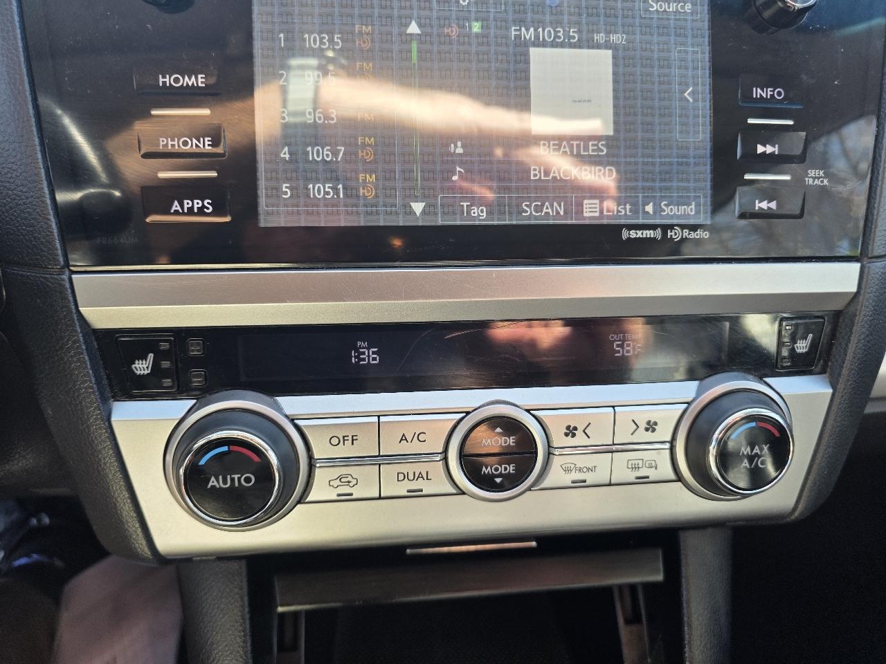 Subaru Outback 4dr Wgn 2.5i Limited 2015