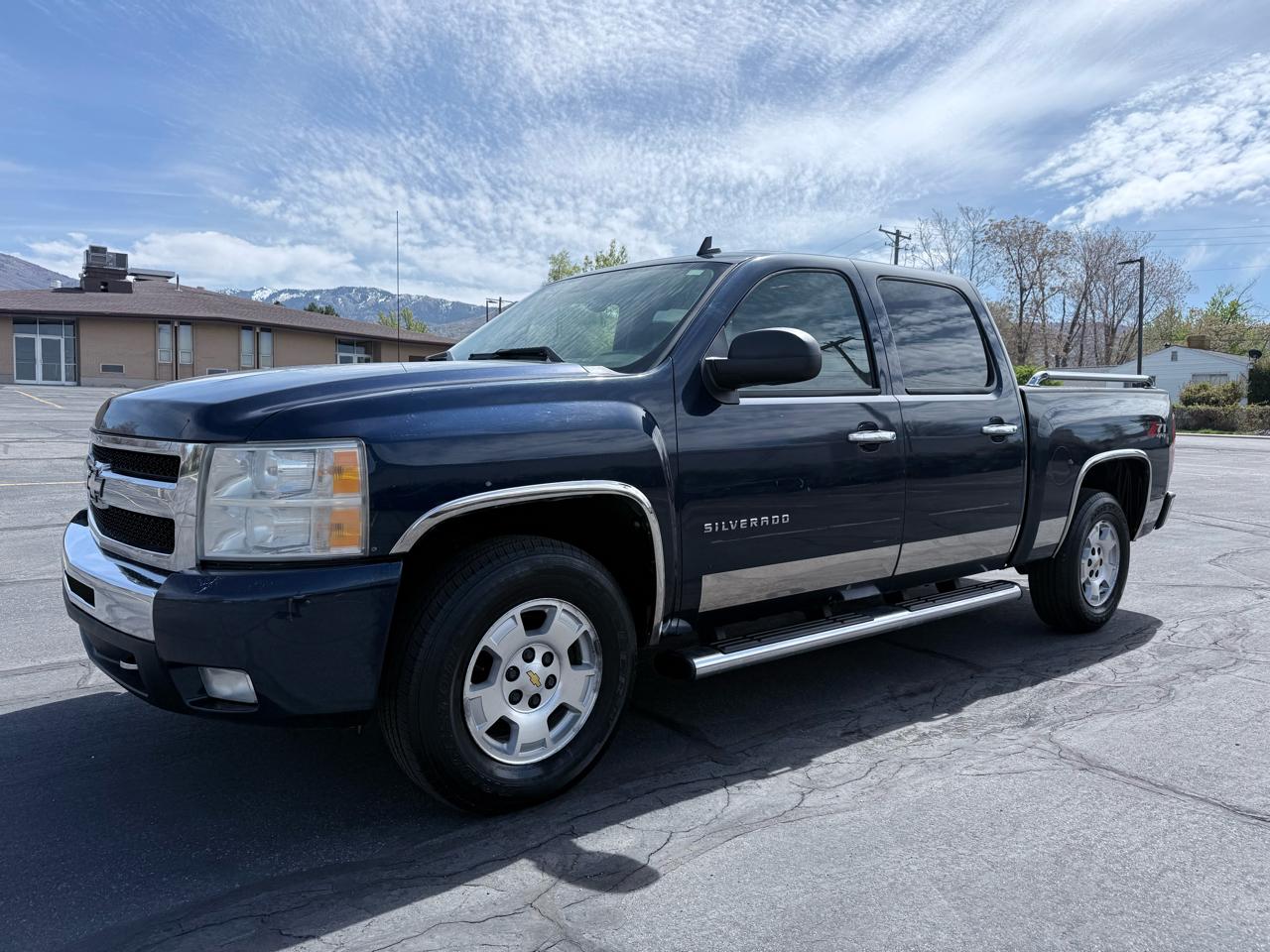 2010 Chevrolet Silverado 1500 4WD Crew Cab 143.5" LT