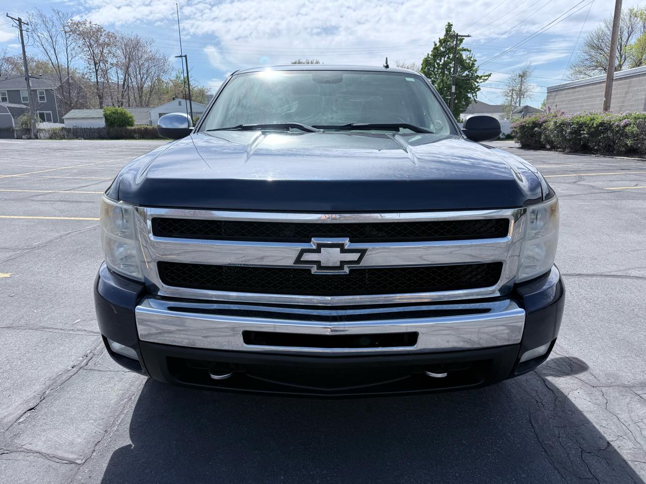 Chevrolet Silverado 1500 4WD Crew Cab 143.5" LT 2010