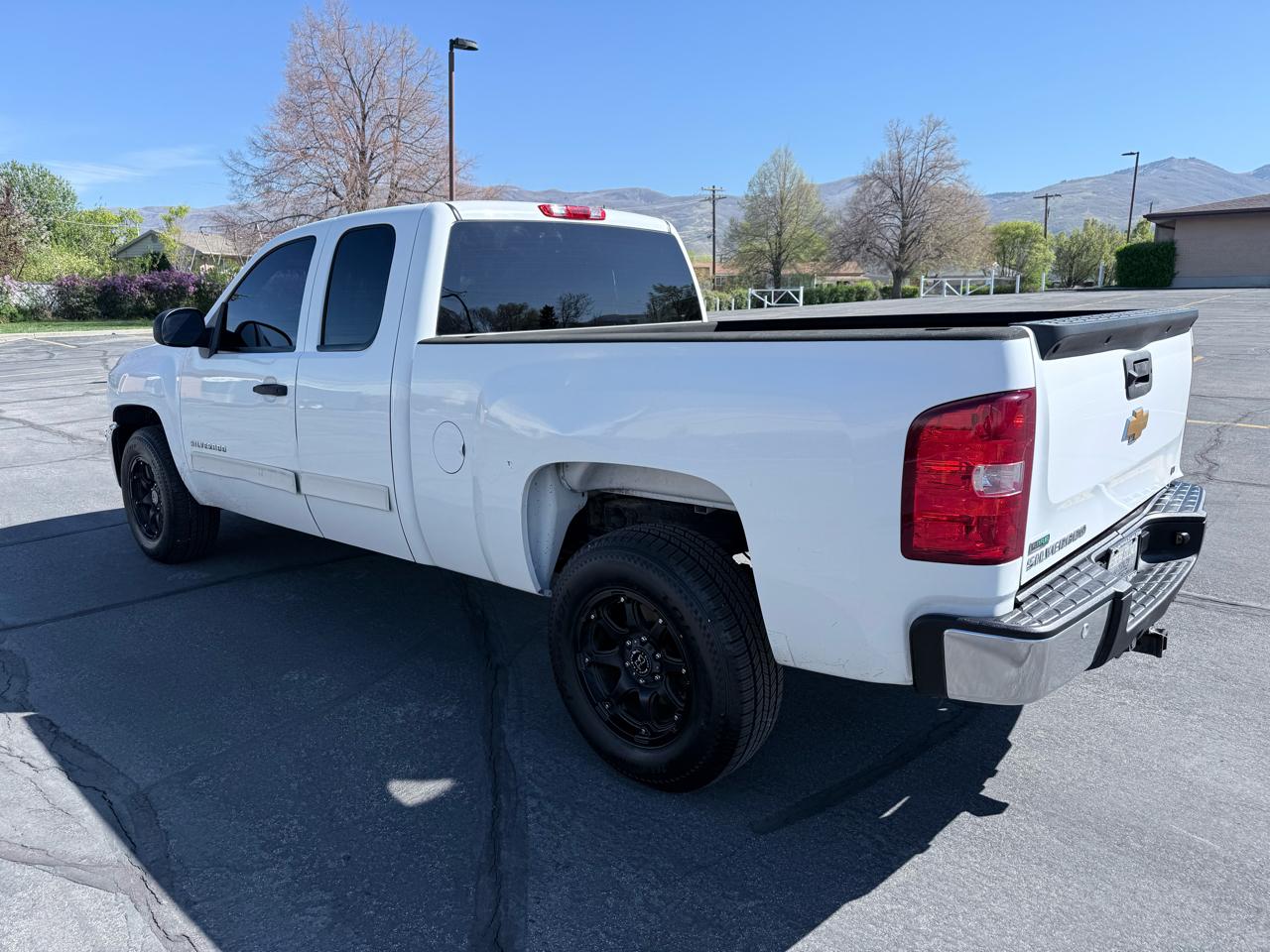 Chevrolet Silverado 1500 2WD Ext Cab 143.5" LT 2012