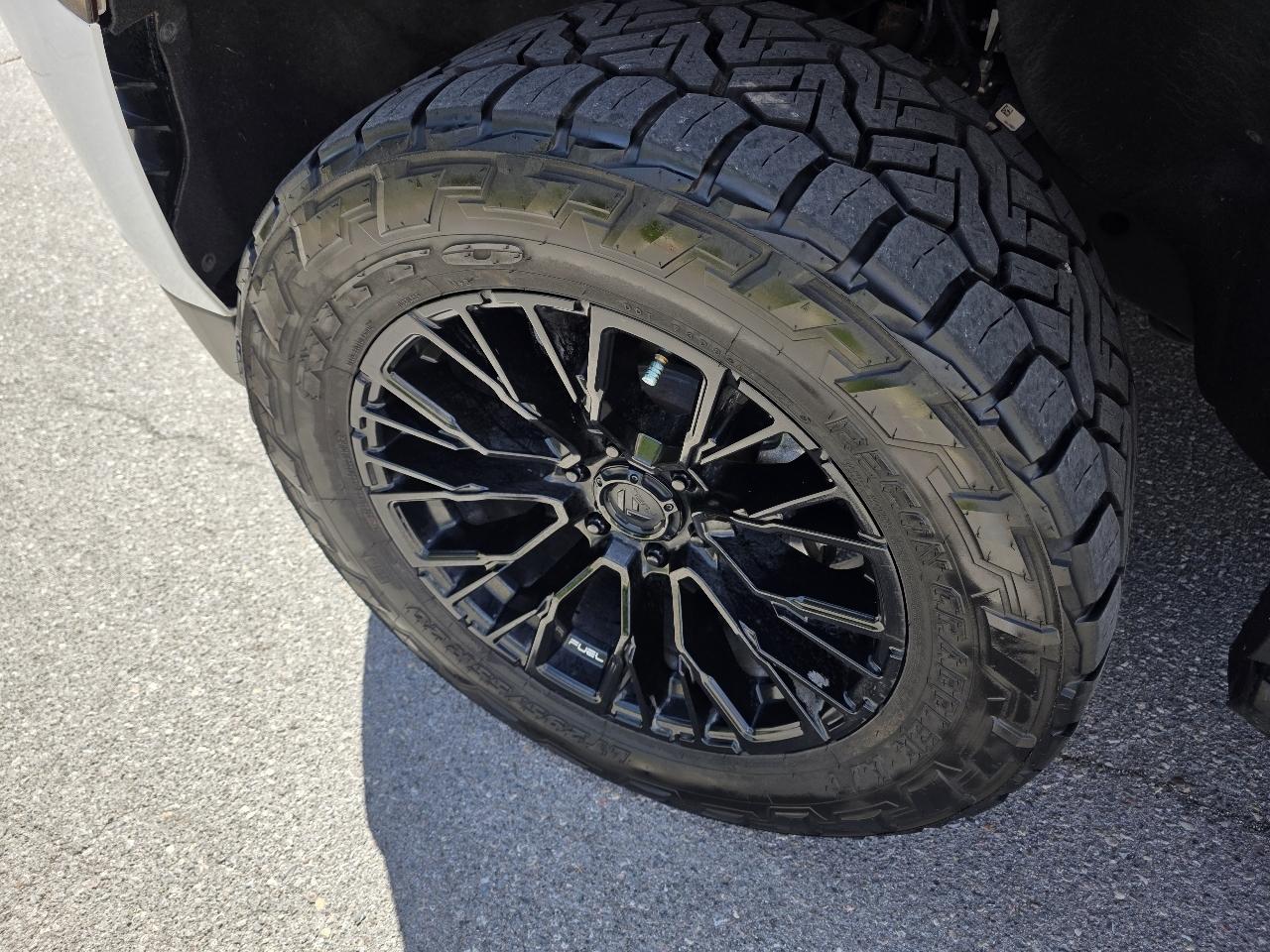 Chevrolet Tahoe 4WD 4dr LT 2023