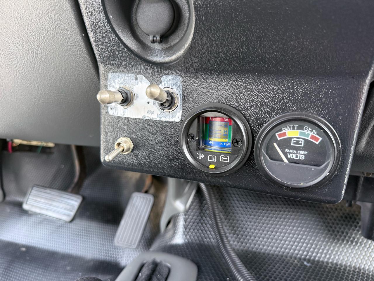 Chevrolet Silverado 2500HD Crew Cab 167" WB 4WD Work Truck 2005