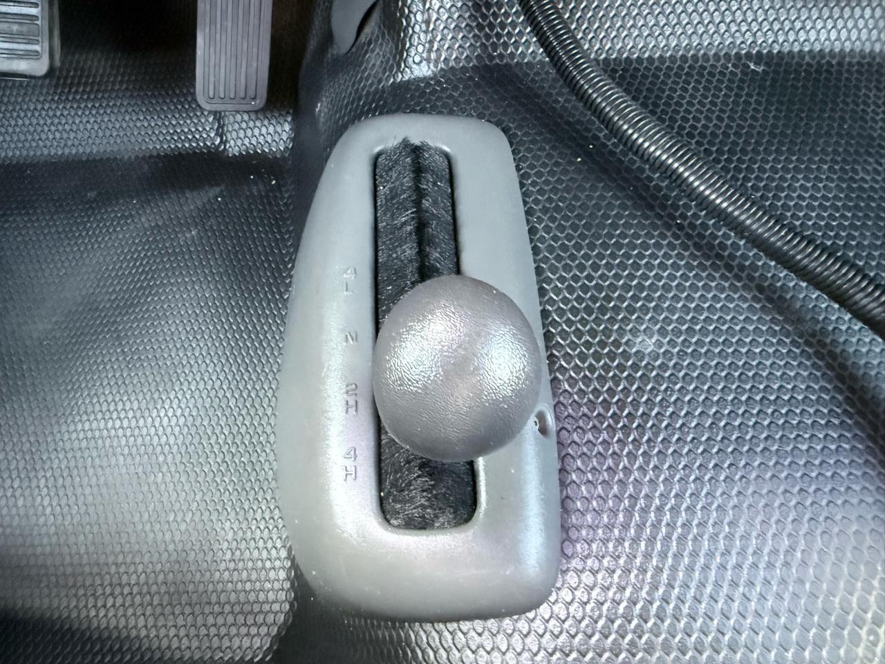 Chevrolet Silverado 2500HD Crew Cab 167" WB 4WD Work Truck 2005