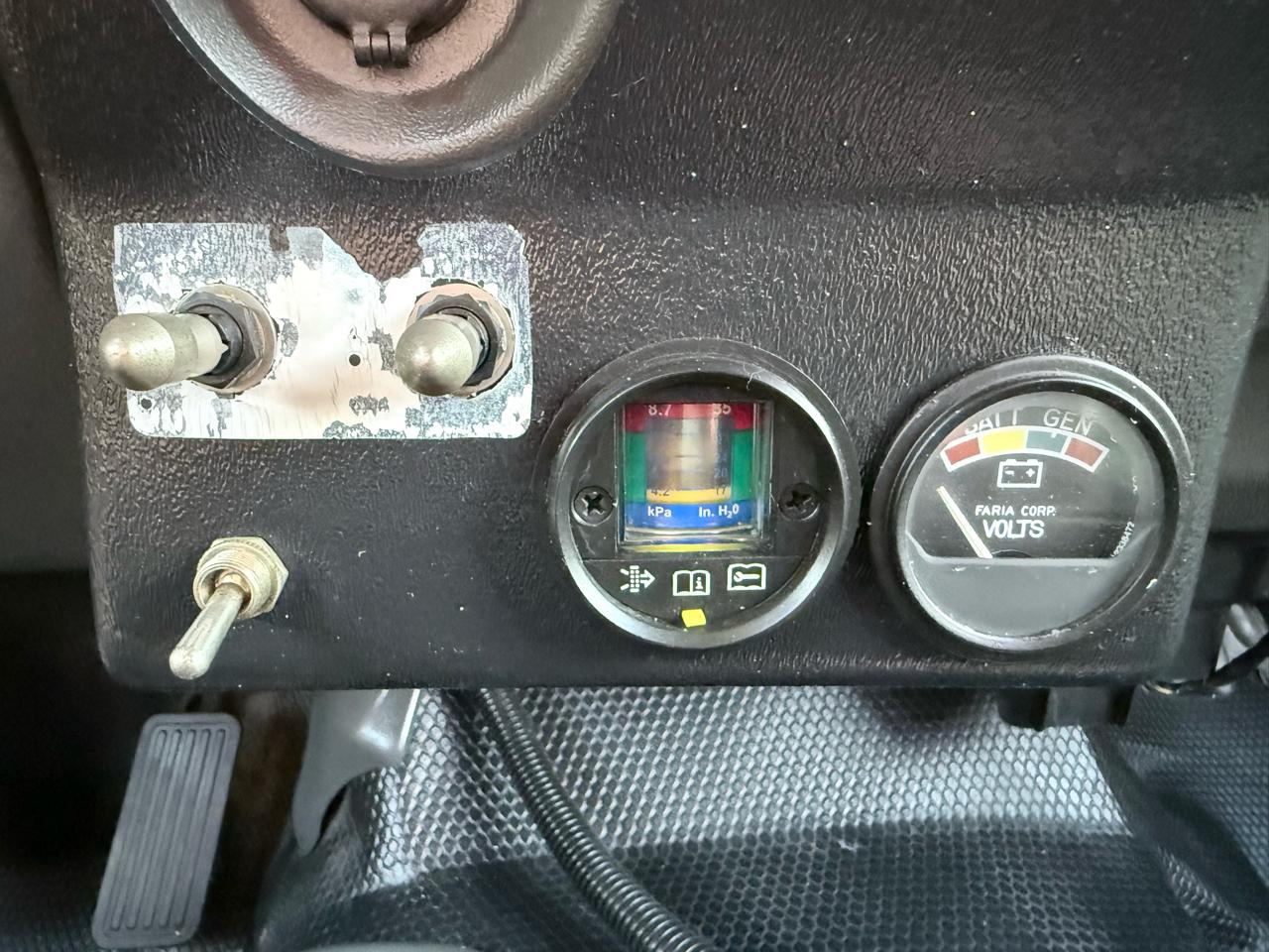 Chevrolet Silverado 2500HD Crew Cab 167" WB 4WD Work Truck 2005