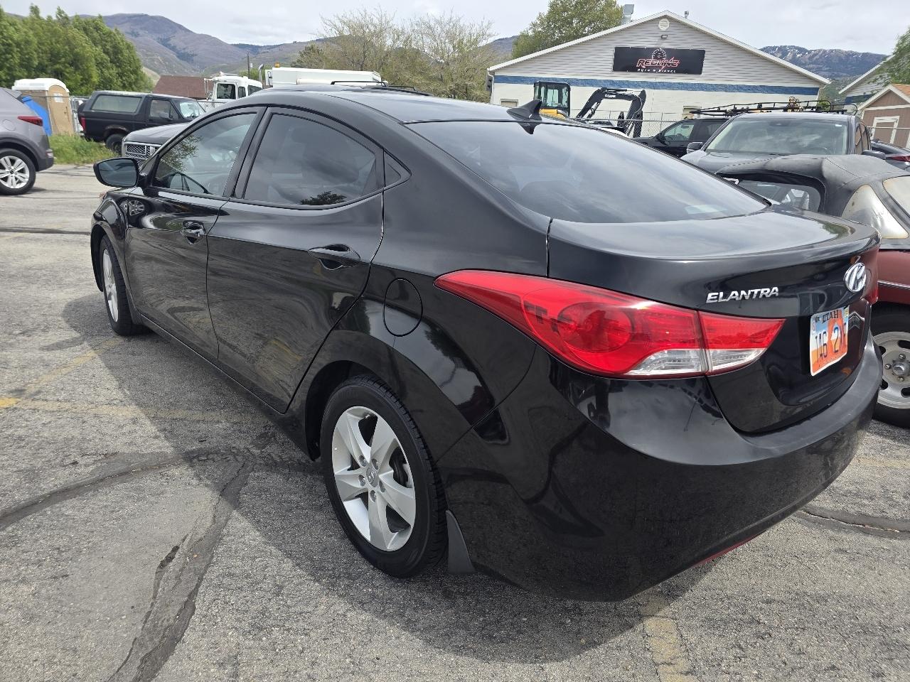 Hyundai Elantra 4dr Sdn Auto GLS (Ulsan Plant) 2013