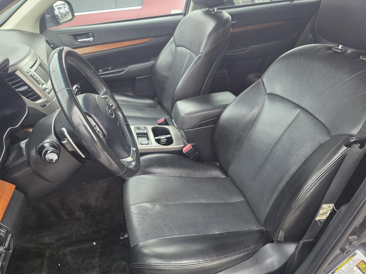 Subaru Outback 4dr Wgn H4 Auto 2.5i Limited 2013