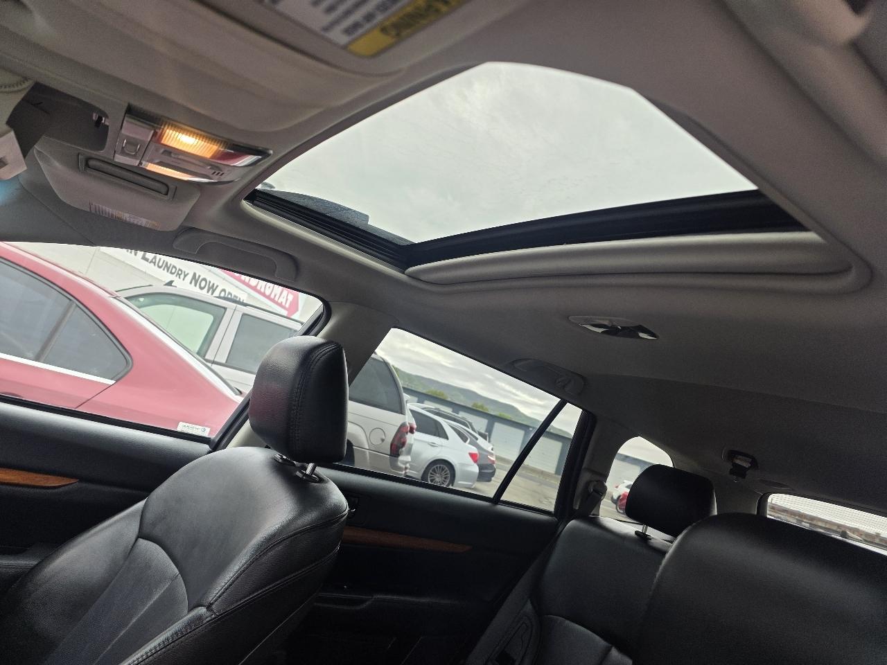 Subaru Outback 4dr Wgn H4 Auto 2.5i Limited 2013