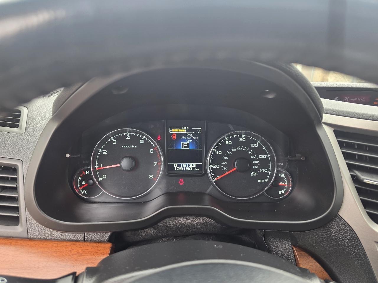 Subaru Outback 4dr Wgn H4 Auto 2.5i Limited 2013