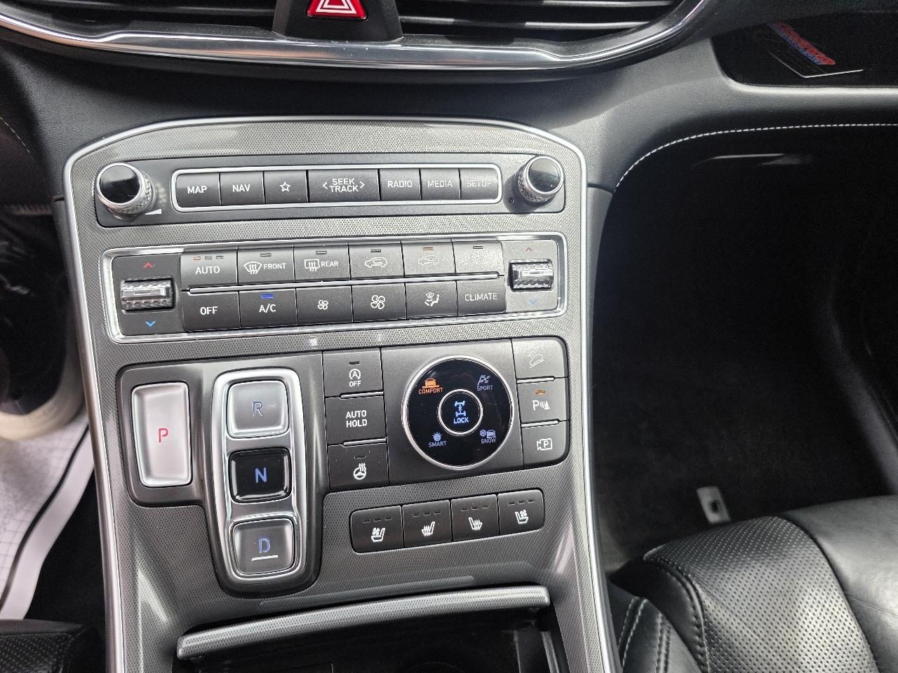 Hyundai Santa Fe Calligraphy AWD 2021