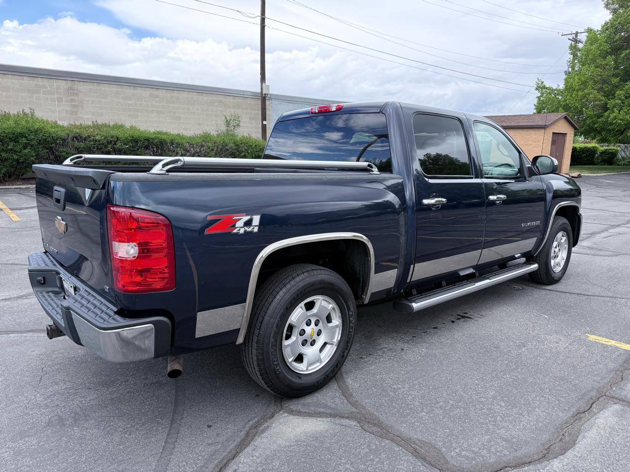 Chevrolet Silverado 1500 4WD Crew Cab 143.5" LT 2010