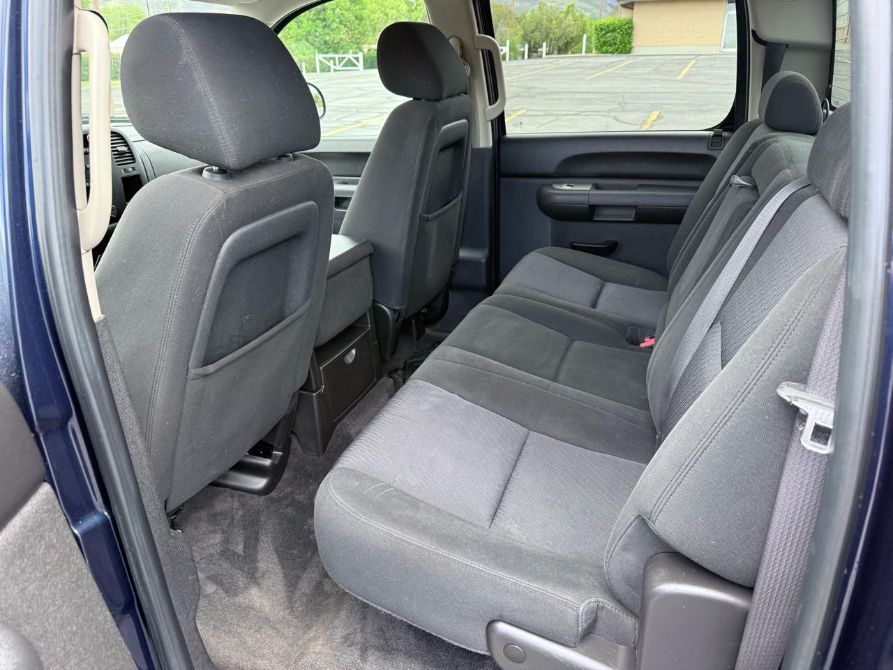 Chevrolet Silverado 1500 4WD Crew Cab 143.5" LT 2010