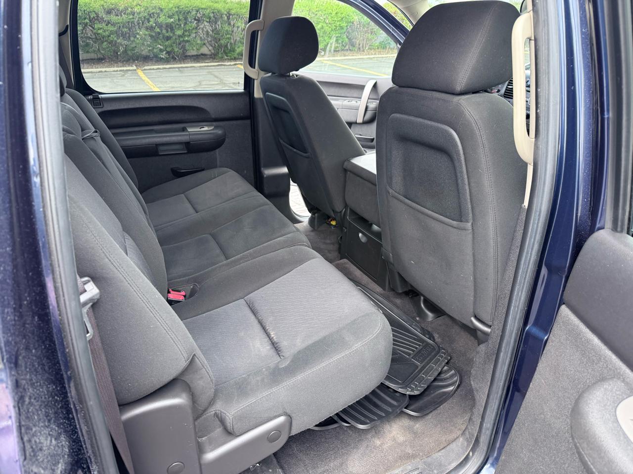 Chevrolet Silverado 1500 4WD Crew Cab 143.5" LT 2010