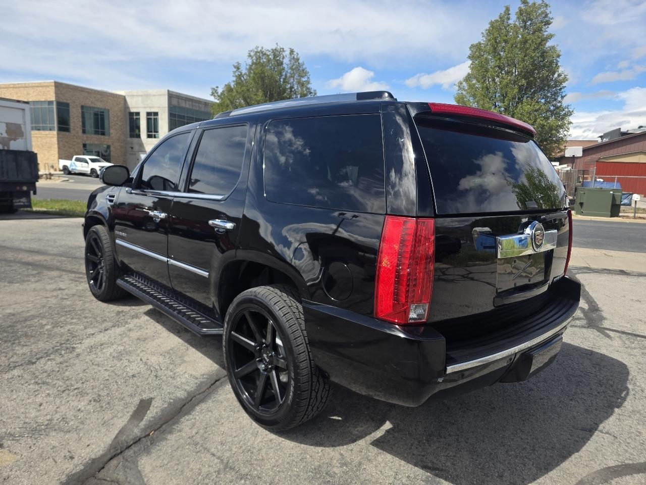Cadillac Escalade AWD 4dr Luxury 2014