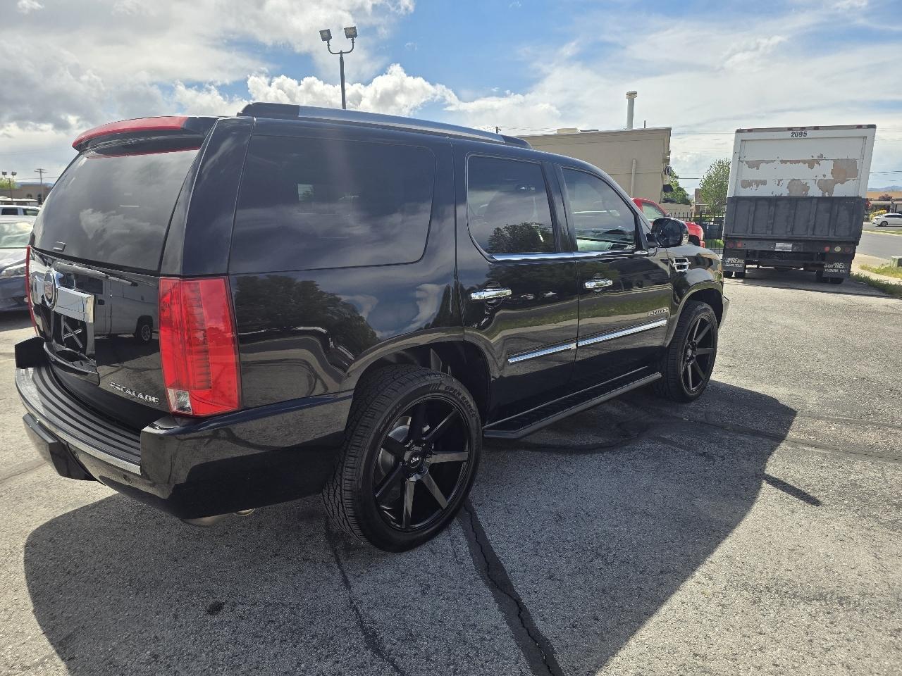Cadillac Escalade AWD 4dr Luxury 2014