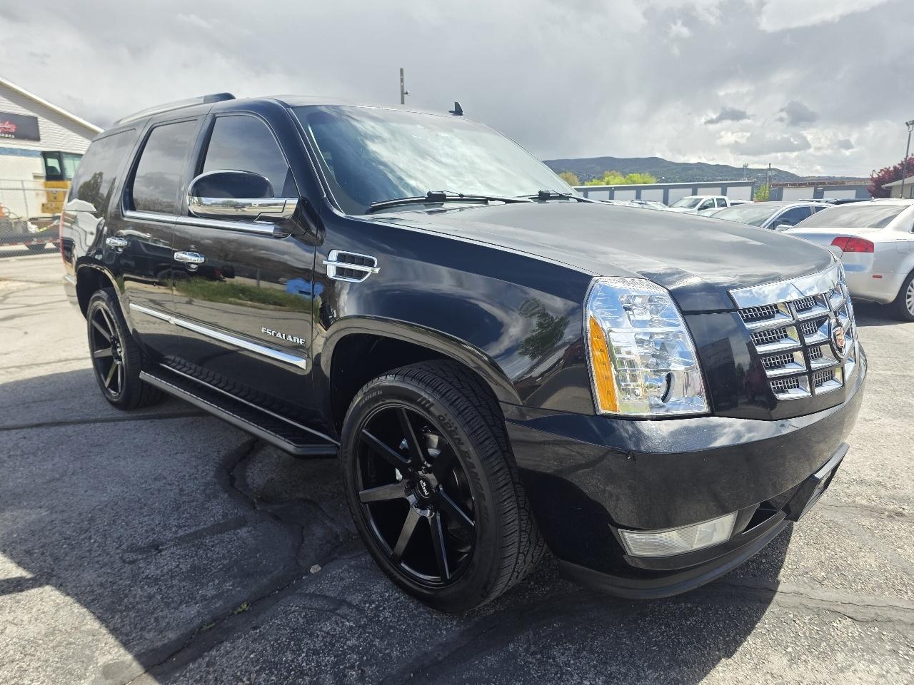 Cadillac Escalade AWD 4dr Luxury 2014