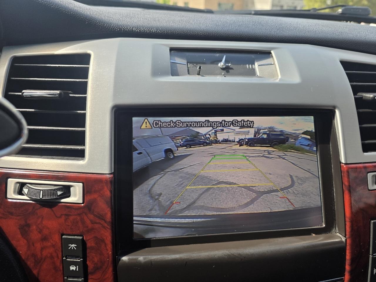 Cadillac Escalade AWD 4dr Luxury 2014