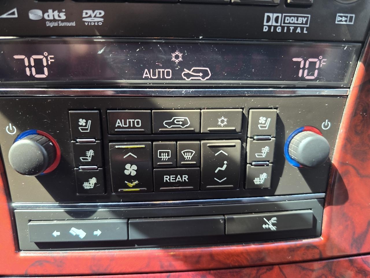 Cadillac Escalade AWD 4dr Luxury 2014