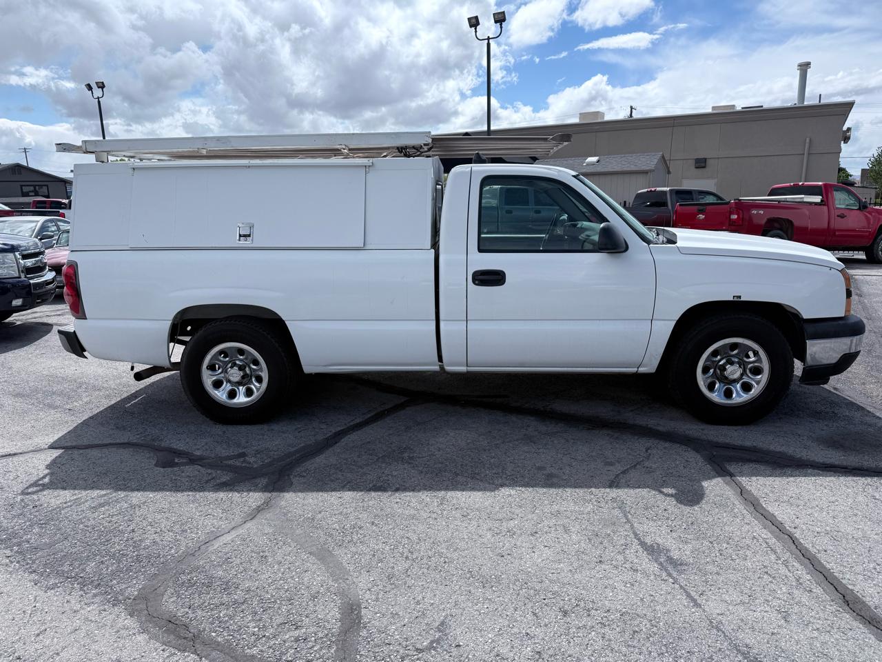 Chevrolet Silverado 1500 Classic 2WD Reg Cab 133.0" Work Truck 2007