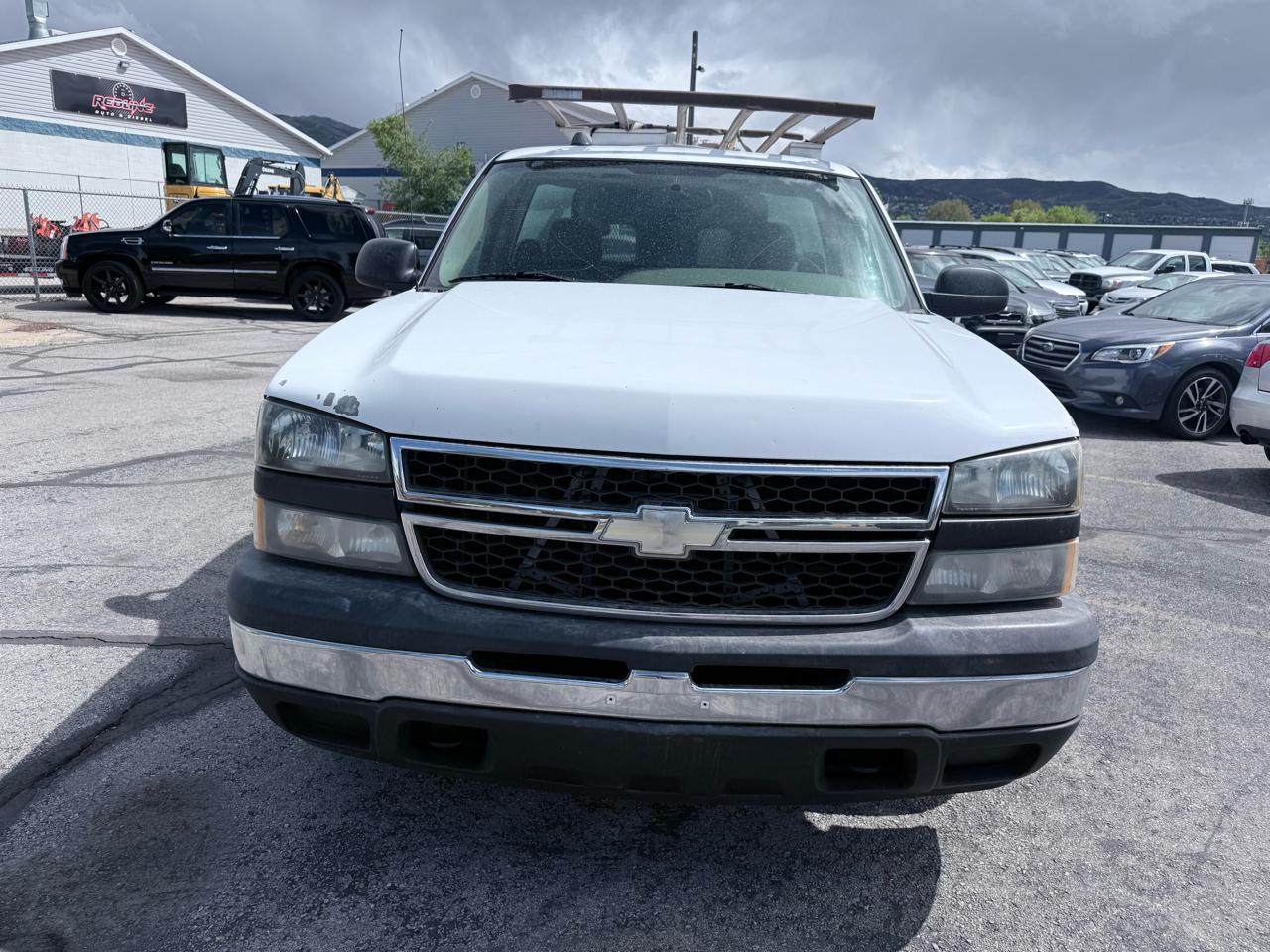 Chevrolet Silverado 1500 Classic 2WD Reg Cab 133.0" Work Truck 2007