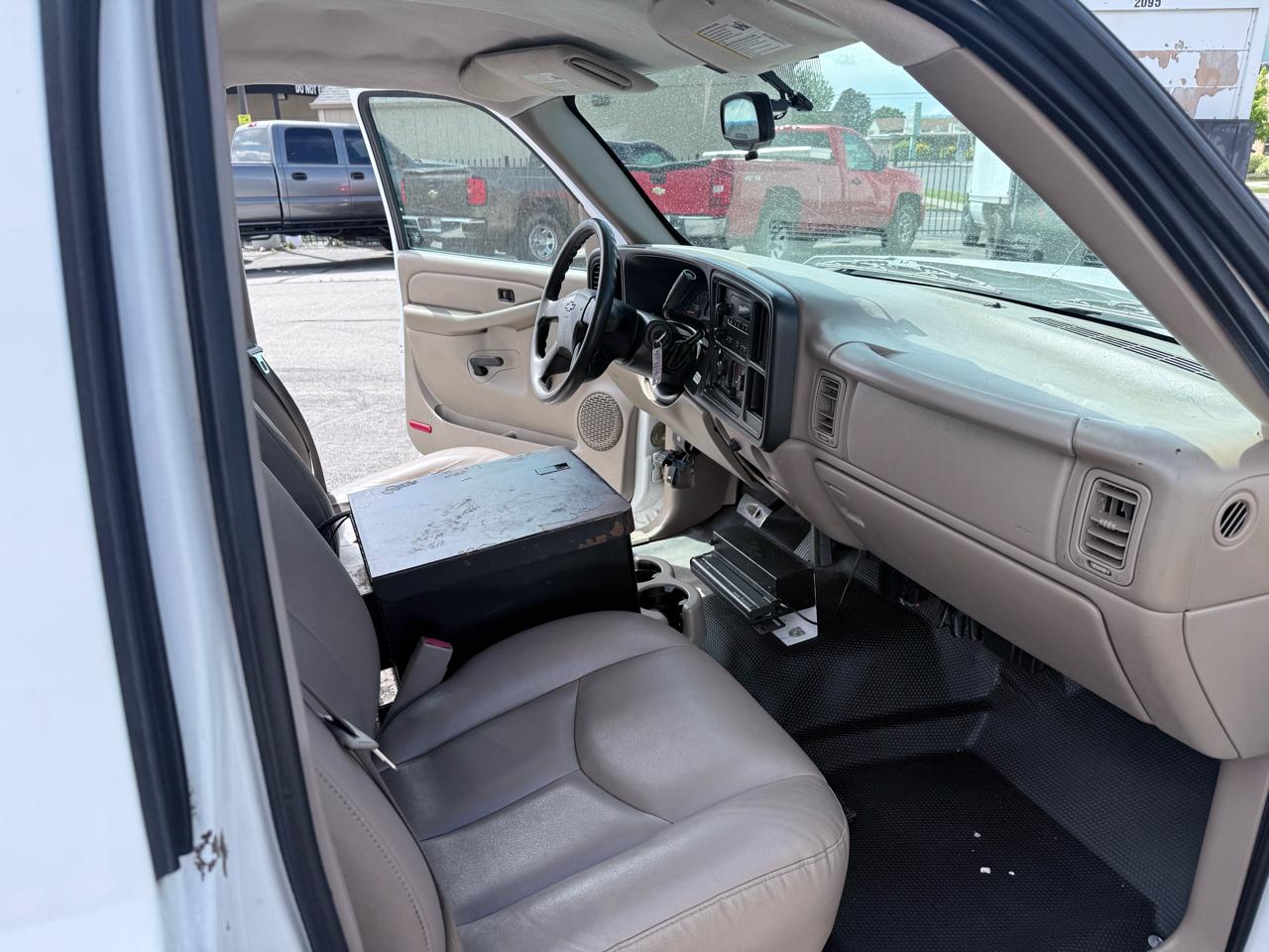 Chevrolet Silverado 1500 Classic 2WD Reg Cab 133.0" Work Truck 2007