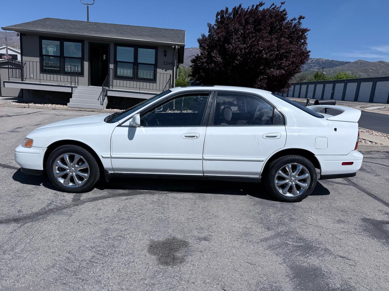 Honda Accord Sdn 4dr Sedan EX Auto 1995