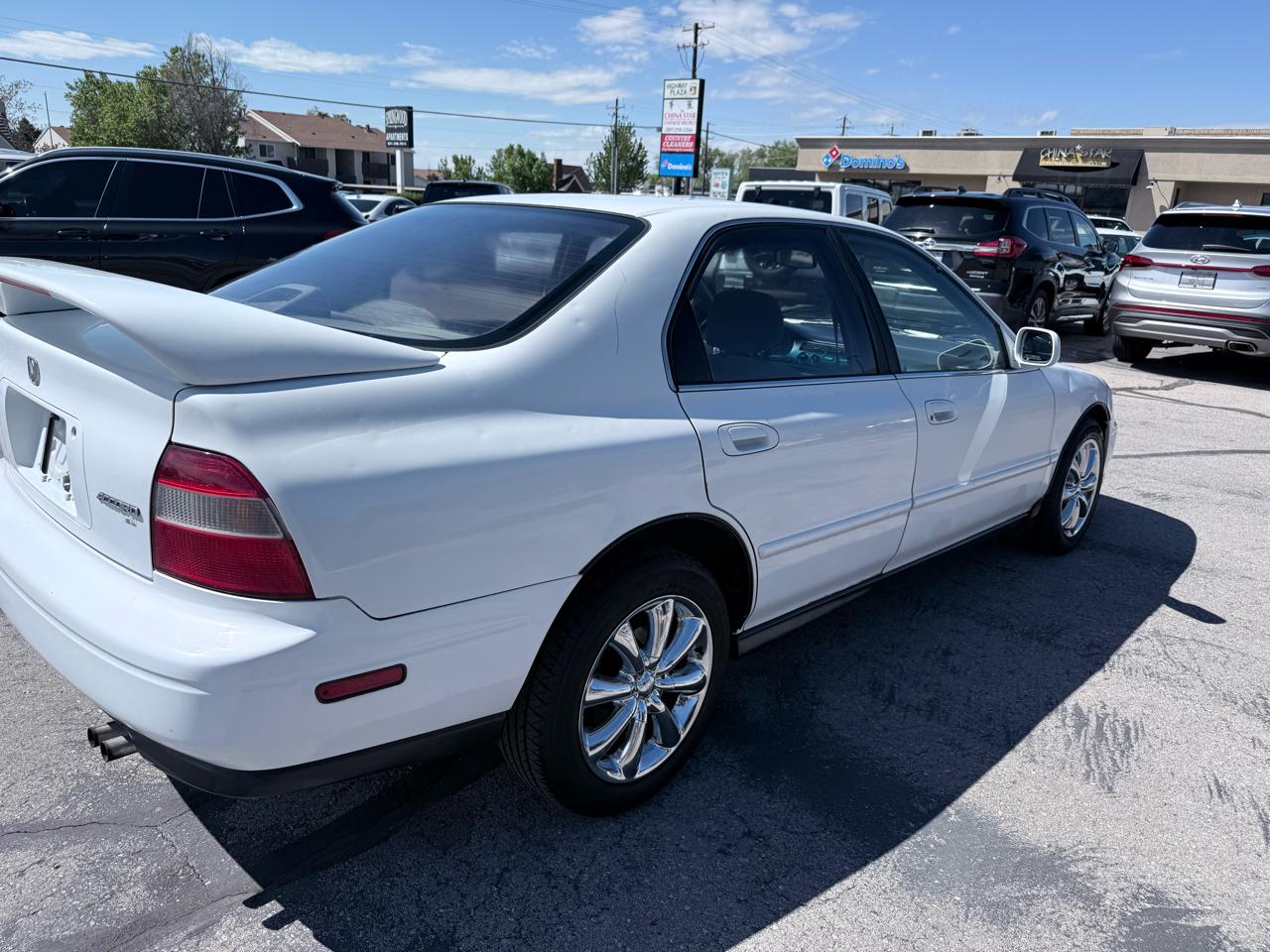 Honda Accord Sdn 4dr Sedan EX Auto 1995