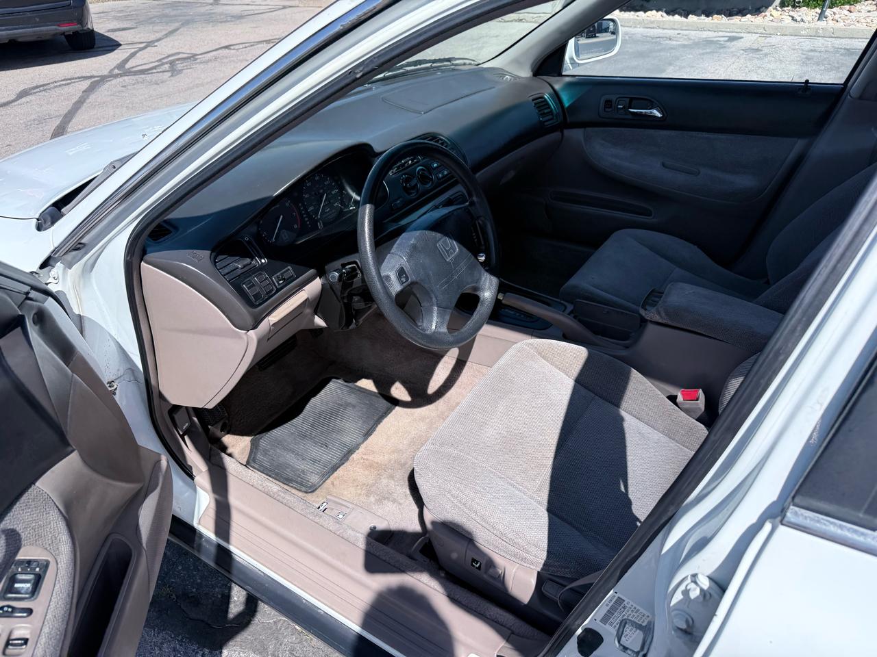 Honda Accord Sdn 4dr Sedan EX Auto 1995