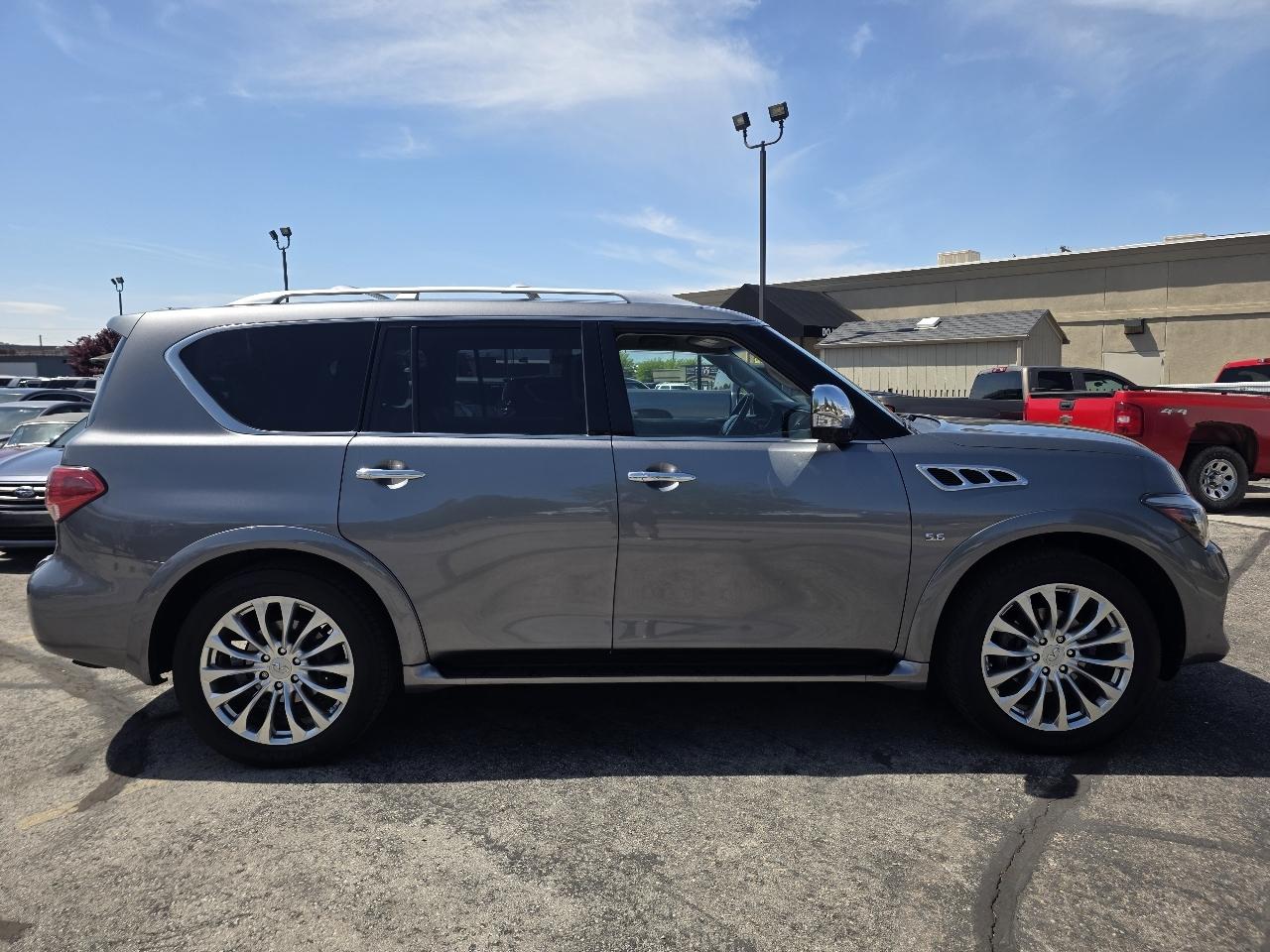 Infiniti QX80 AWD 2017
