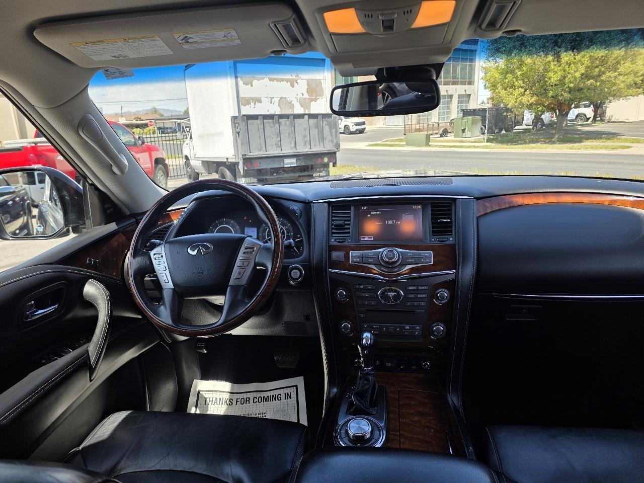 Infiniti QX80 AWD 2017