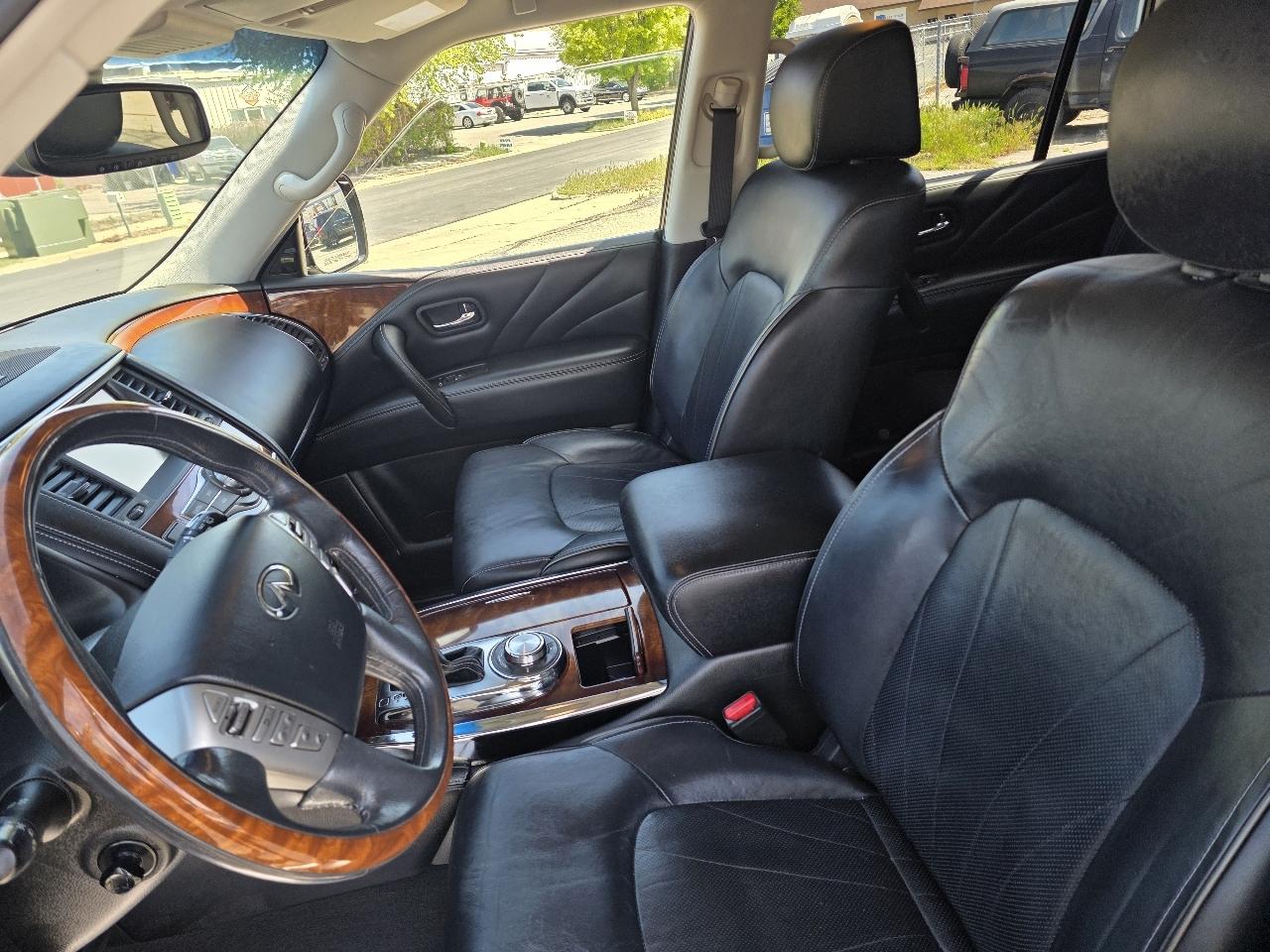 Infiniti QX80 AWD 2017