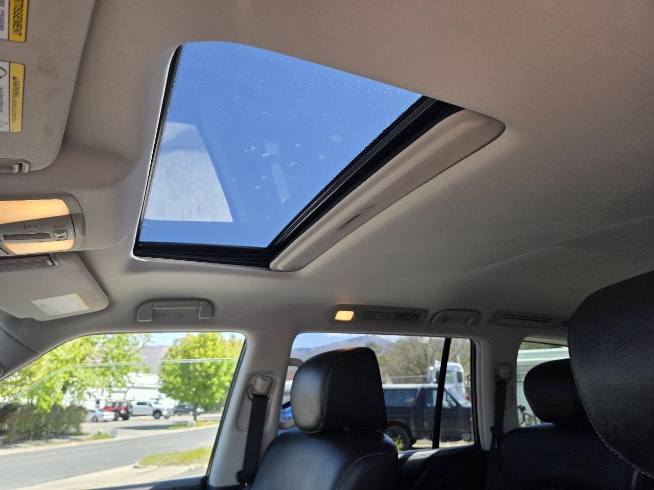 Infiniti QX80 AWD 2017