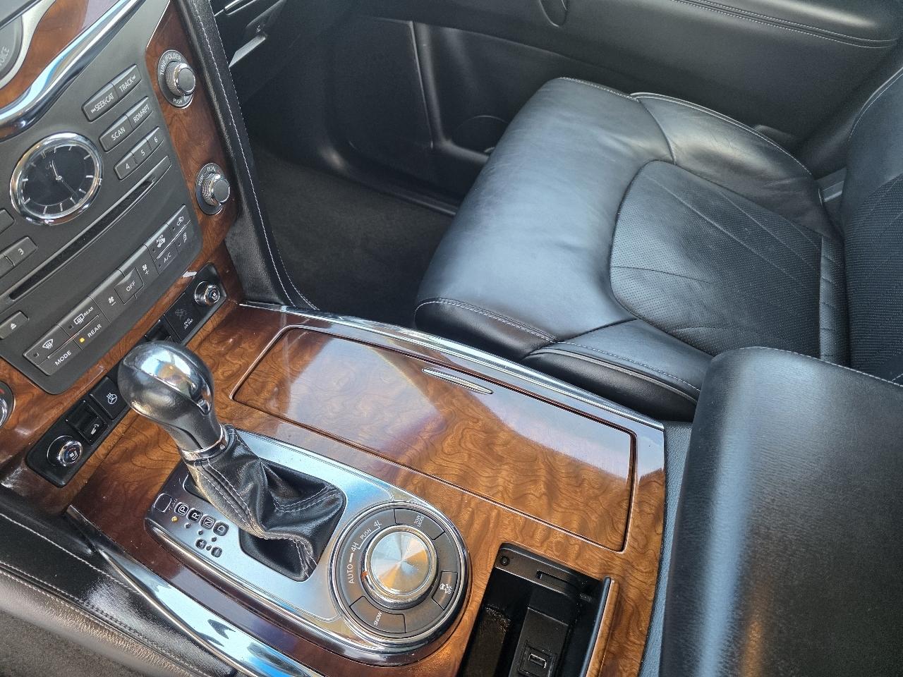 Infiniti QX80 AWD 2017