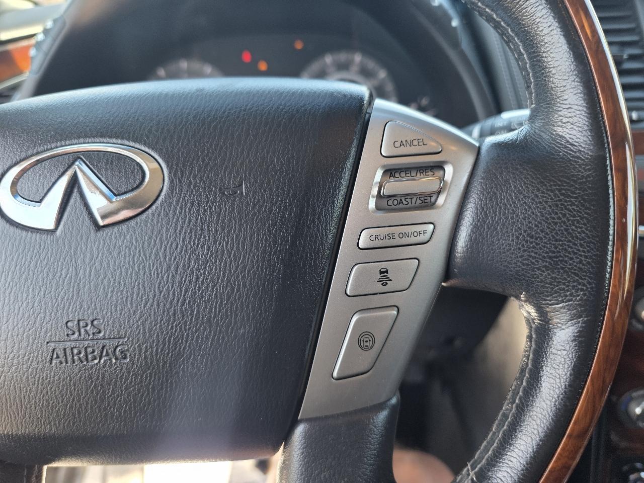 Infiniti QX80 AWD 2017