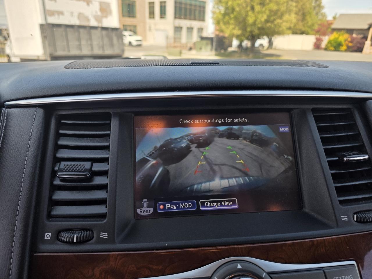 Infiniti QX80 AWD 2017