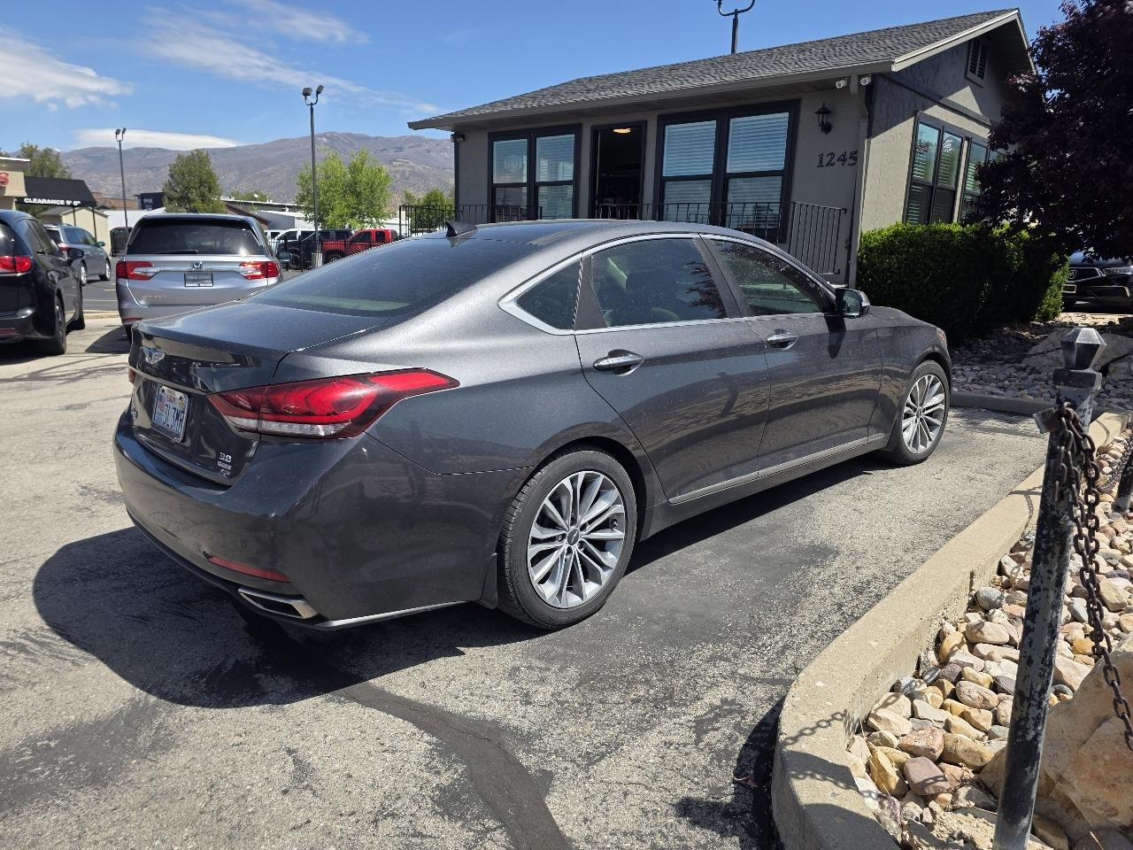 Genesis G80 3.8L AWD 2017