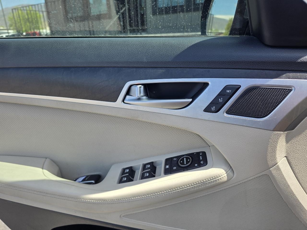 Genesis G80 3.8L AWD 2017