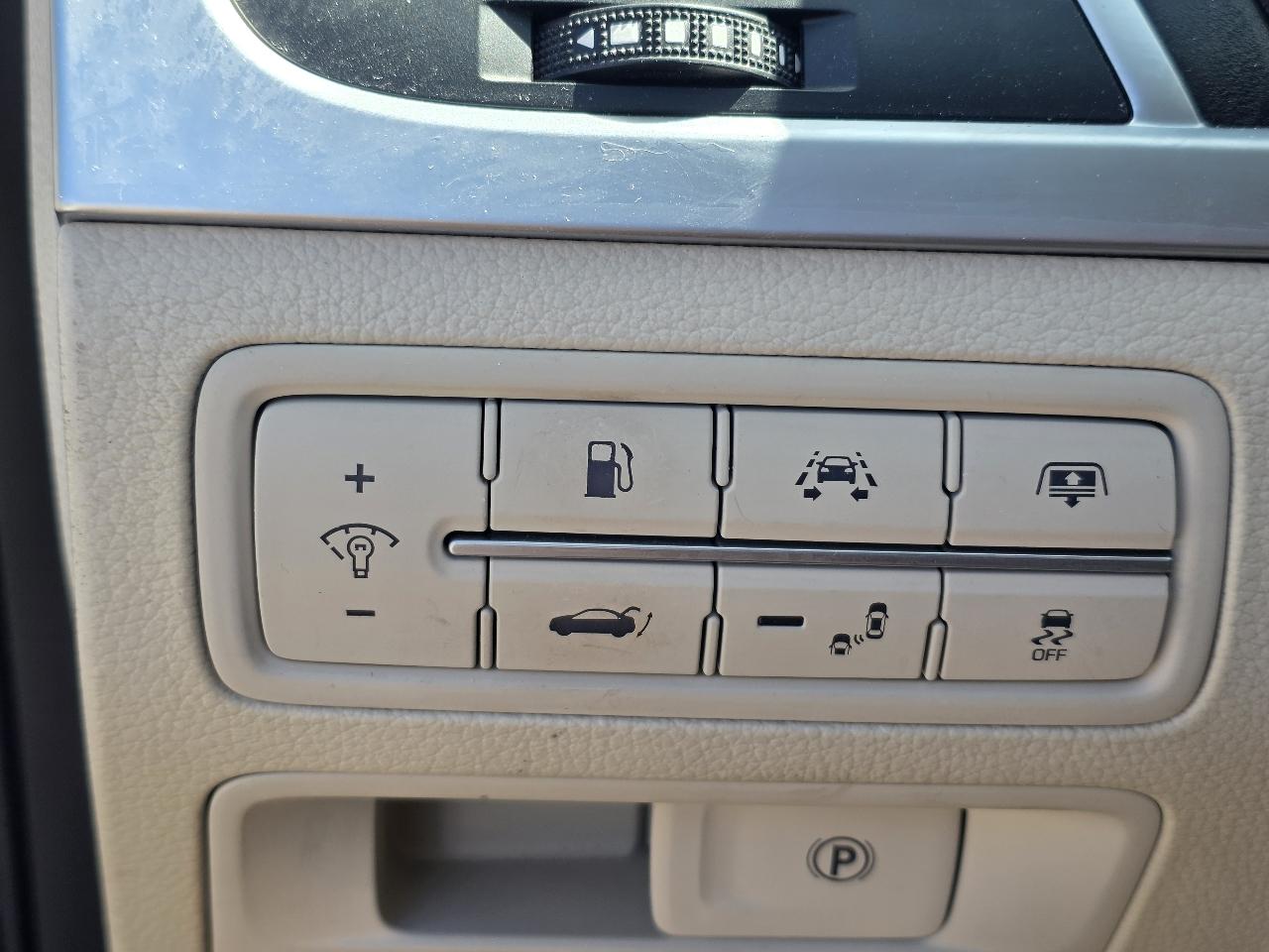 Genesis G80 3.8L AWD 2017