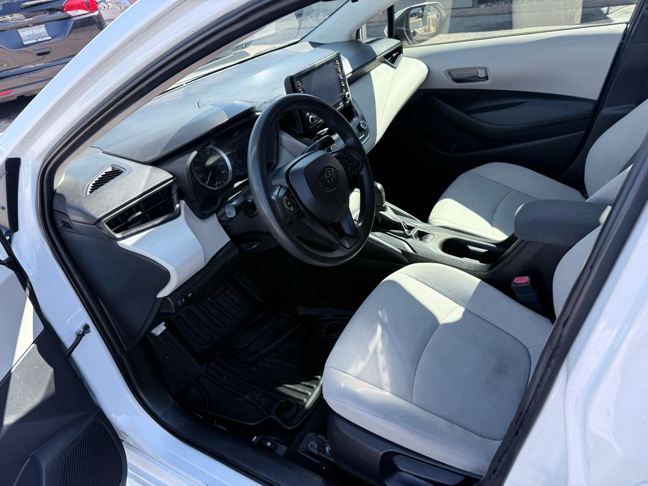 Toyota Corolla LE CVT (Natl) 2022