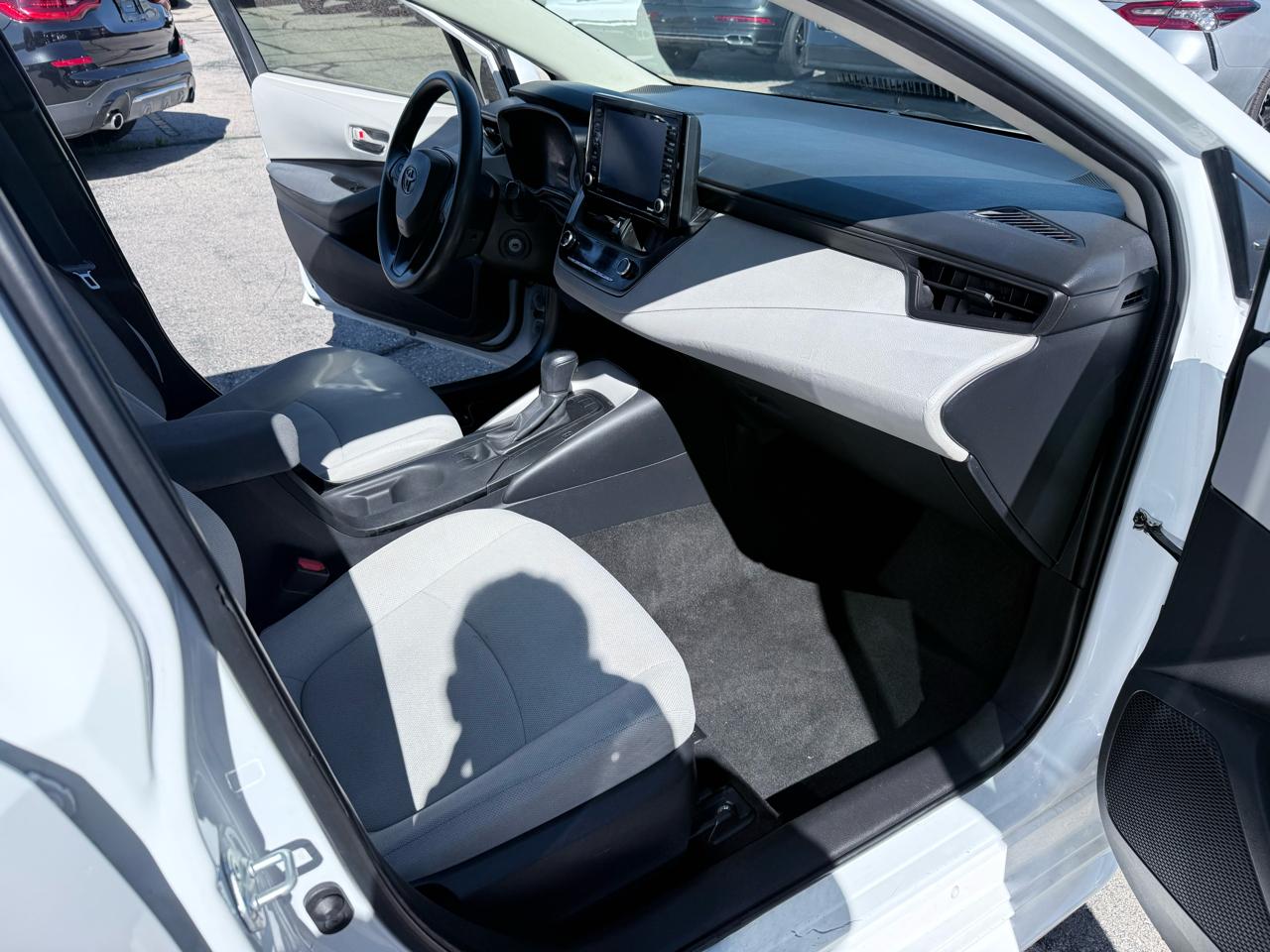 Toyota Corolla LE CVT (Natl) 2022