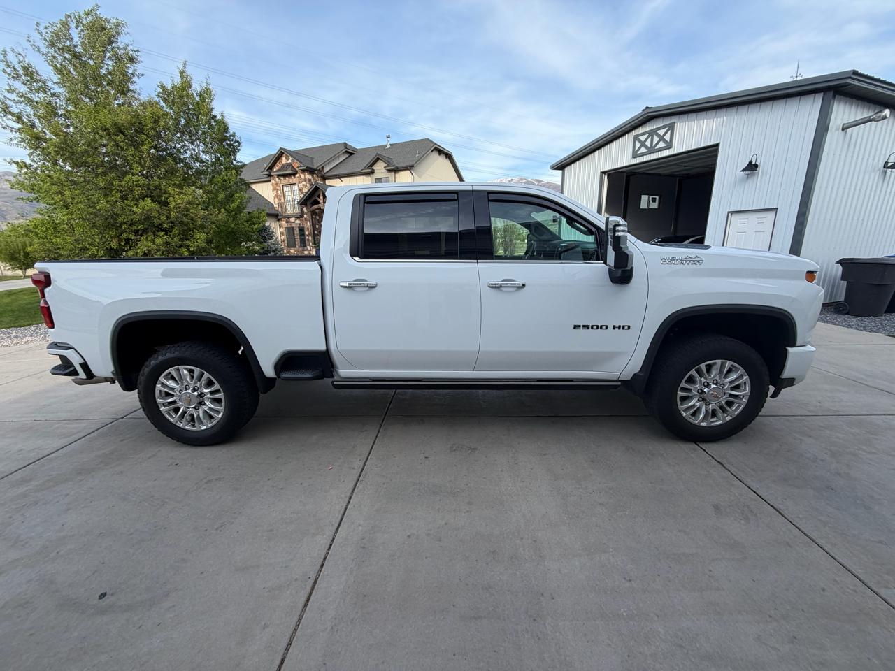 Chevrolet Silverado 2500HD 4WD Crew Cab 159" High Country 2022
