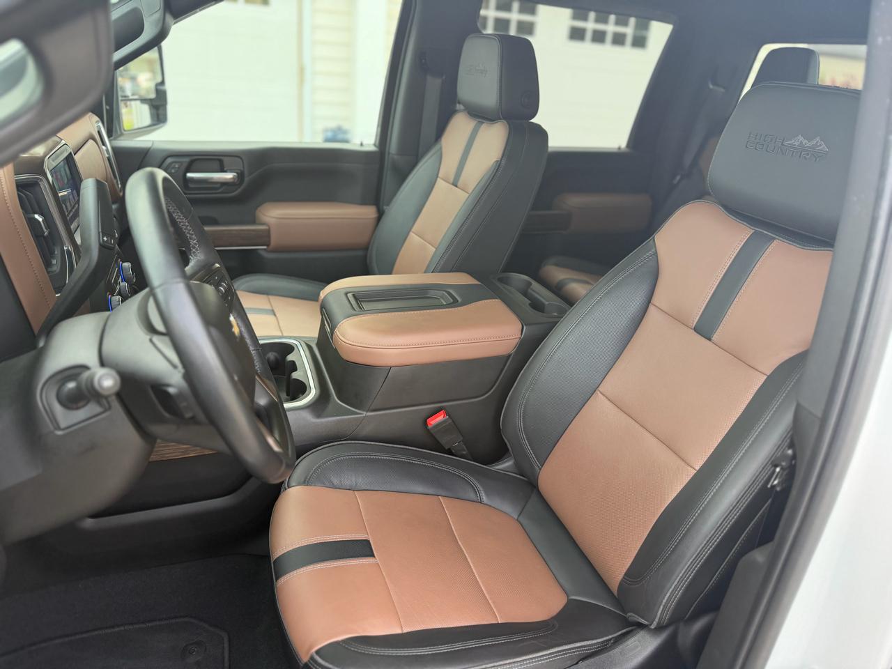 Chevrolet Silverado 2500HD 4WD Crew Cab 159" High Country 2022