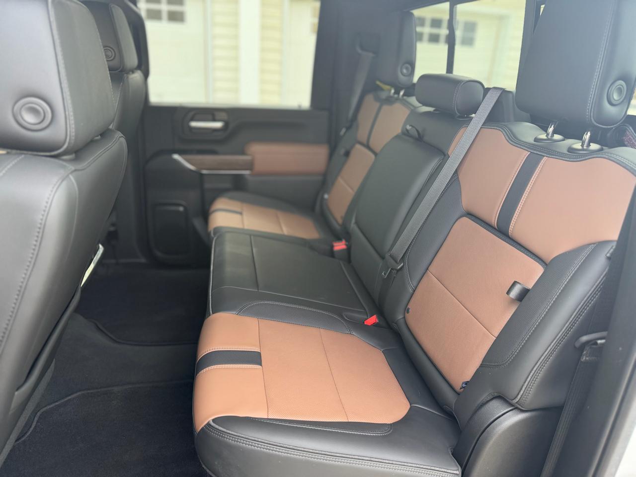 Chevrolet Silverado 2500HD 4WD Crew Cab 159" High Country 2022