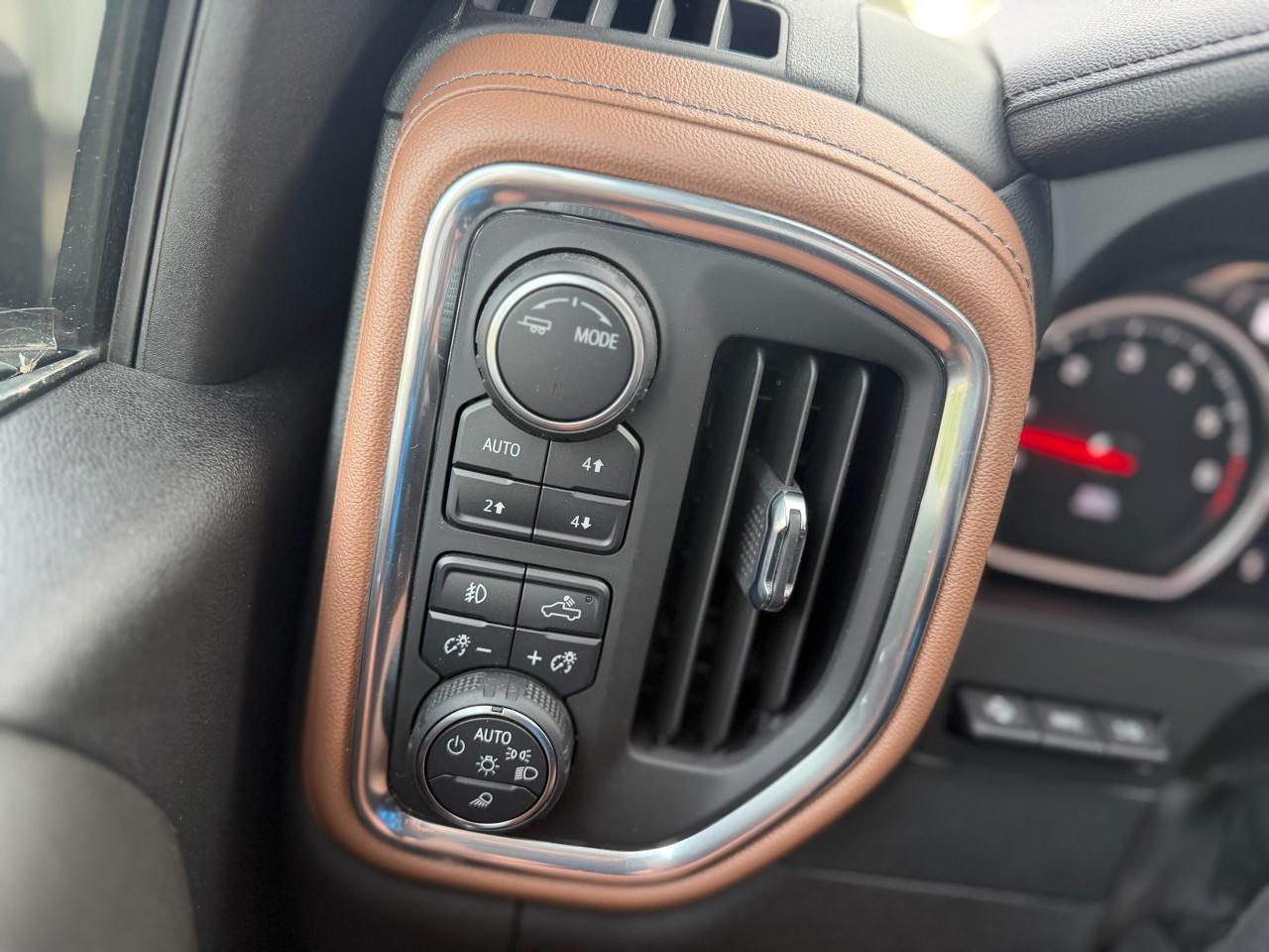 Chevrolet Silverado 2500HD 4WD Crew Cab 159" High Country 2022