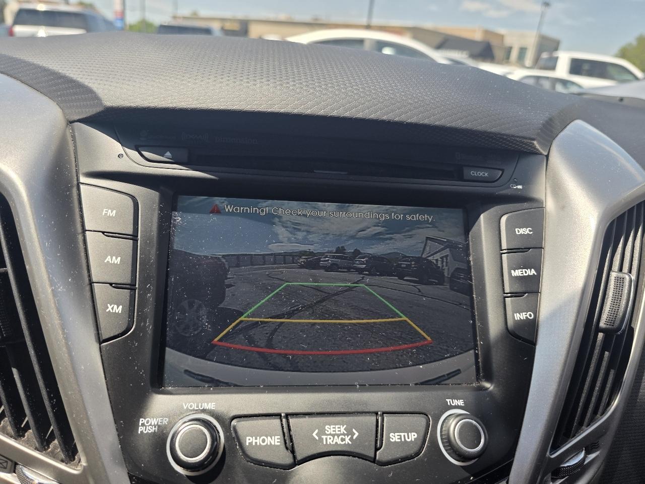 Hyundai Veloster 3dr Cpe Auto w/Red Int 2014