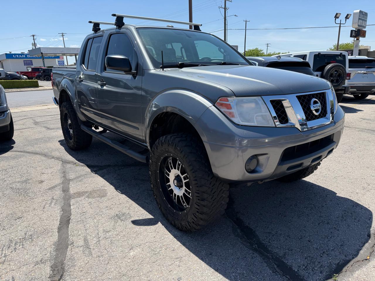 Nissan Frontier Crew Cab 4x4 SV V6 Auto *Ltd Avail* 2017