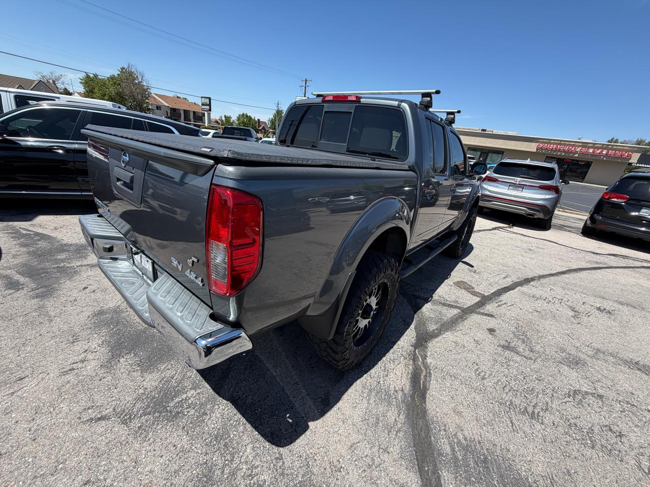Nissan Frontier Crew Cab 4x4 SV V6 Auto *Ltd Avail* 2017