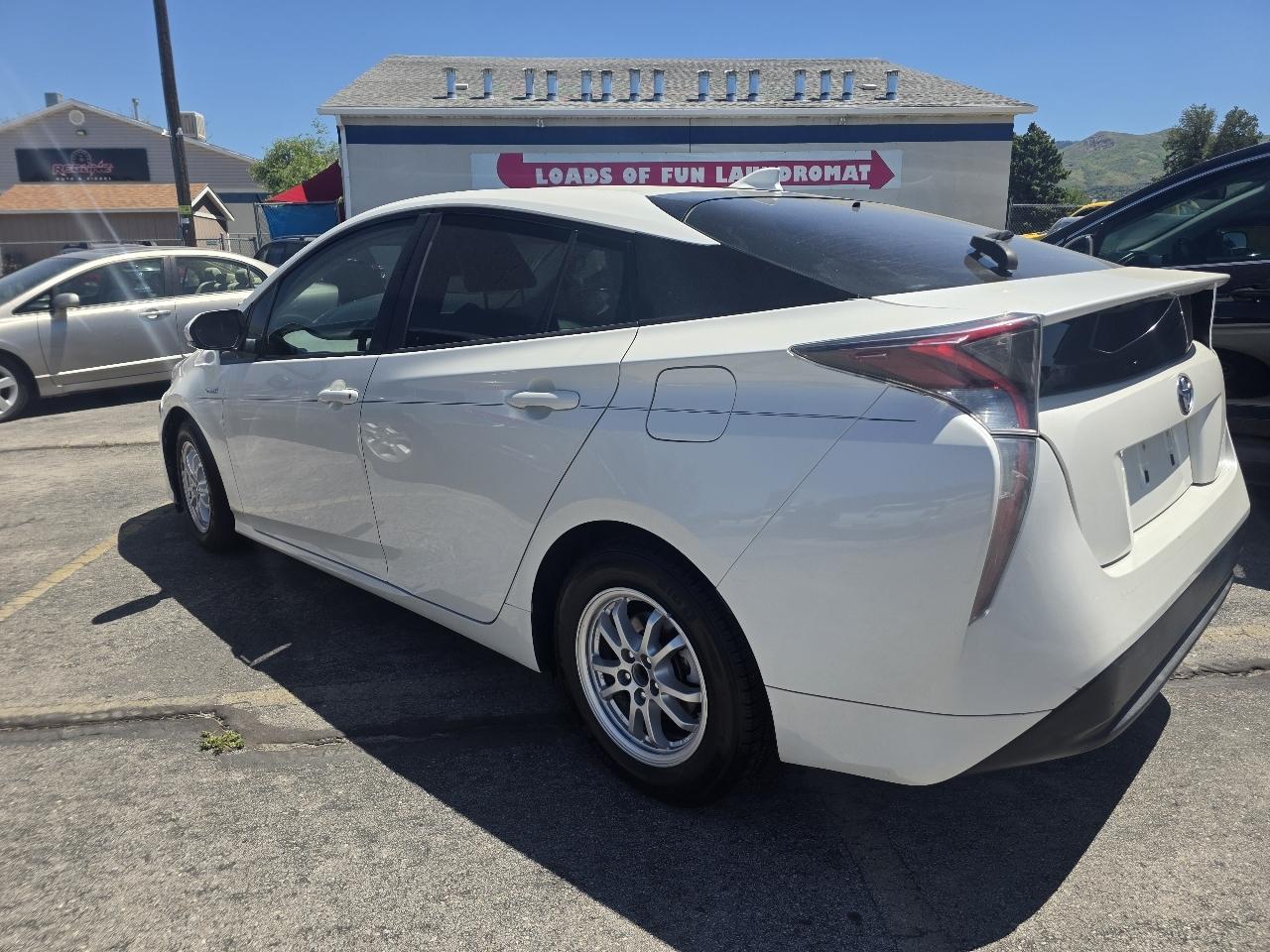 Toyota Prius Four 2016